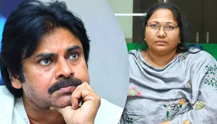 పెను సంచలనం.. పవన్ కల్యాణ్పై సుగాలి పార్వతీదేవి పోలీస్ కంప్లైంట్ పెను సంచలనం.. పవన్ కల్యాణ్పై సుగాలి పార్వతీదేవి పోలీస్ కంప్లైంట్