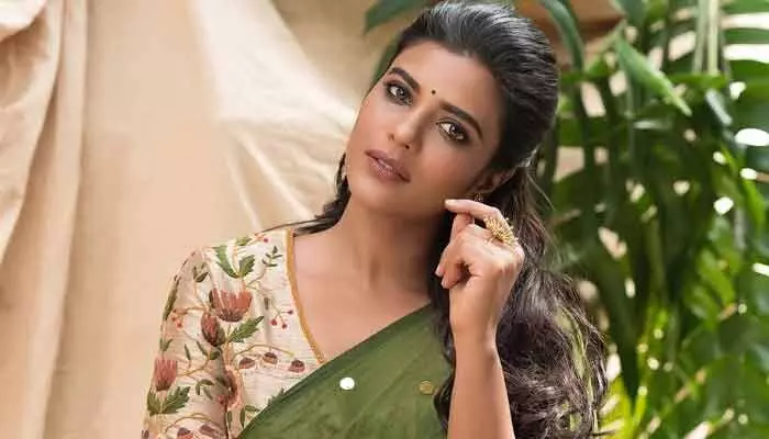 ఆ స్టార్ హీరోతో నటించి ఎన్నో విషయాలు నేర్చుకున్నాను: ఐశ్వర్య రాజేష్ ఆ స్టార్ హీరోతో నటించి ఎన్నో విషయాలు నేర్చుకున్నాను: ఐశ్వర్య రాజేష్