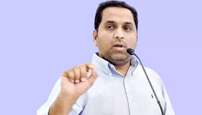 ఏపీ లిక్కర్ కేసు: రాజ్కేసిరెడ్డి పిటిషన్పై విచారణ వాయిదా ఏపీ లిక్కర్ కేసు: రాజ్కేసిరెడ్డి పిటిషన్పై విచారణ వాయిదా