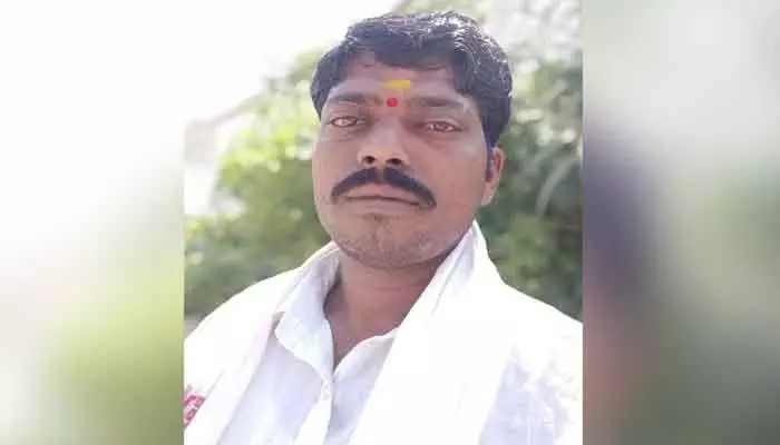 భార్య కాపురానికి రాలేదని భర్త ఆత్మహత్య.. భార్య కాపురానికి రాలేదని భర్త ఆత్మహత్య..