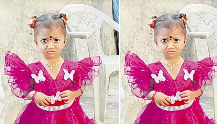 చిన్నారి జ్ఞానేశ్వరి కేసులో కీలక మలుపు.. కారులో వ్యక్తులపై అనుమానం..! చిన్నారి జ్ఞానేశ్వరి కేసులో కీలక మలుపు.. కారులో వ్యక్తులపై అనుమానం..!