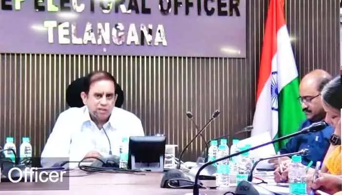ఎన్యుమరేషన్ ఫారాల పంపిణీ, డిజిటలైజేషన్ను వేగవంతం చేయాలి ఎన్యుమరేషన్ ఫారాల పంపిణీ, డిజిటలైజేషన్ను వేగవంతం చేయాలి