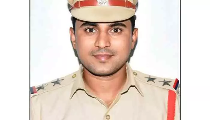 అదనపు కట్నం కోసం వివాహితపై వేధింపులు అదనపు కట్నం కోసం వివాహితపై వేధింపులు