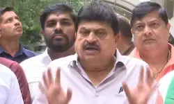 SIR: బీఎల్ఓలను MIM, కాంగ్రెస్ బెదిరిస్తోంది.. సీఈవోకు బీజేపీ ఫిర్యాదు