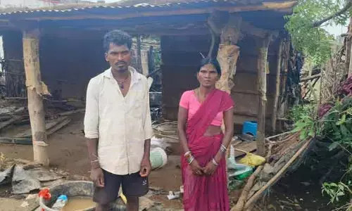 గ్యాస్ సిలిండర్ పేలి ఇల్లు దగ్ధం