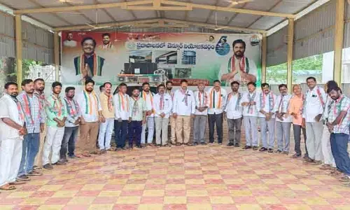 మంత్రి పై అనుచిత వ్యాఖ్యలు చేస్తే కఠిన చర్యలు తప్పవు