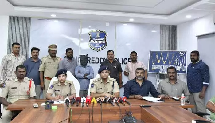 మోస్ట్ వాంటెడ్ చంద్రి అరెస్ట్ మోస్ట్ వాంటెడ్ చంద్రి అరెస్ట్