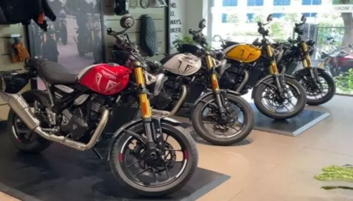 Triumph: మరోసారి ధరలు పెంచిన ట్రయంఫ్ Triumph: మరోసారి ధరలు పెంచిన ట్రయంఫ్