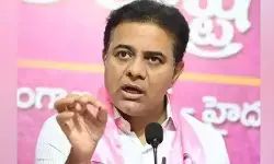 ముఖ్యమంత్రికి రైతుల కంటే రాజకీయమే ముఖ్యమా?:కేటీఆర్