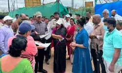 గచ్చిబౌలి ఎఫ్ సి ఐ లేఅవుట్ ను సందర్శించిన హైడ్రా, సిఎంసి కమిషనర్లు గచ్చిబౌలి ఎఫ్ సి ఐ లేఅవుట్ ను సందర్శించిన హైడ్రా, సిఎంసి కమిషనర్లు