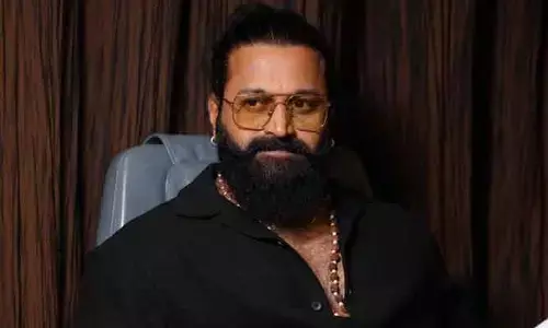 ఒకేసారి మూడు పాన్ ఇండియా సినిమాలు.. క్రేజీ అప్డేట్ ఇస్తూ రిషబ్ శెట్టి ఆసక్తికర కామెంట్స్