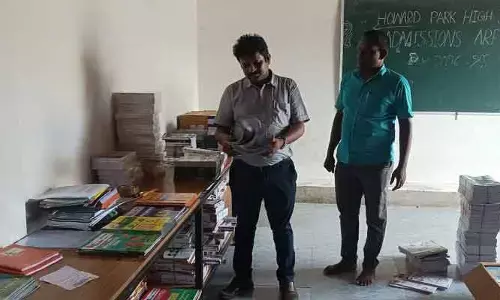 ప్రజావాణి ఫిర్యాదు పై ఎంఈఓ ఆకస్మిక తనిఖీలు