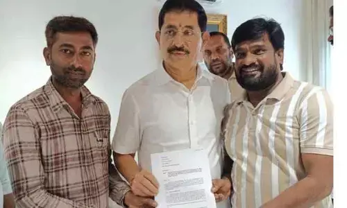రోడ్డు విస్తరణ బాధితులకు ప్రత్యేక ఇందిరమ్మ ఇళ్లు మంజూరు చేయాలి