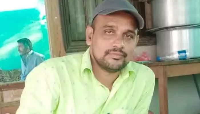 రోడ్డు ప్రమాదంలో గాయపడిన ‘ట్రస్మా’ జోనల్ అధ్యక్షుడు హరికుమార్ మృతి రోడ్డు ప్రమాదంలో గాయపడిన ‘ట్రస్మా’ జోనల్ అధ్యక్షుడు హరికుమార్ మృతి