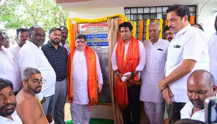 ప్రయాణికులకు మెరుగైన మౌలిక వసతులే ప్రభుత్వ లక్ష్యం: మంత్రి పొన్నం ప్రభాకర్ ప్రయాణికులకు మెరుగైన మౌలిక వసతులే ప్రభుత్వ లక్ష్యం: మంత్రి పొన్నం ప్రభాకర్