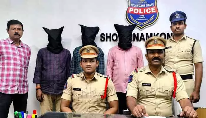 డాక్టర్ ను బెదిరించిన ముగ్గురి అరెస్ట్ డాక్టర్ ను బెదిరించిన ముగ్గురి అరెస్ట్