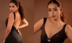 Rittika Chakraborty: టైట్ డ్రెస్లో గ్లామర్ షోతో ఆకట్టుకున్న రిత్తిక చక్రవర్తి Rittika Chakraborty: టైట్ డ్రెస్లో గ్లామర్ షోతో ఆకట్టుకున్న రిత్తిక చక్రవర్తి