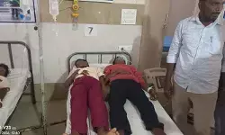 పీటీజీ హాస్టల్లో విషాహారం కలకలం.. 70 మంది విద్యార్థులు ఆసుపత్రి పాలు పీటీజీ హాస్టల్లో విషాహారం కలకలం.. 70 మంది విద్యార్థులు ఆసుపత్రి పాలు