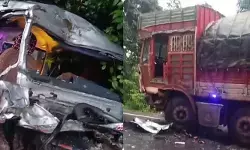 కర్ణాటకలో ఘోర రోడ్డు ప్రమాదం.. ఆరుగురు డెలివరీ బాయ్స్ దుర్మరణం కర్ణాటకలో ఘోర రోడ్డు ప్రమాదం.. ఆరుగురు డెలివరీ బాయ్స్ దుర్మరణం