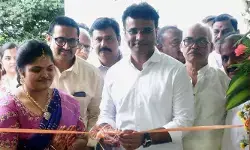 సీల్ చేసిన భవనంలోనే ఆసుపత్రి...ఎమ్మెల్యే చేతుల మీదుగా ప్రారంభం! సీల్ చేసిన భవనంలోనే ఆసుపత్రి...ఎమ్మెల్యే చేతుల మీదుగా ప్రారంభం!