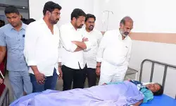 ఘోర రోడ్డు ప్రమాదంపై ప్రభుత్వ విప్ ఆది శ్రీనివాస్ తీవ్ర దిగ్భ్రాంతి ఘోర రోడ్డు ప్రమాదంపై ప్రభుత్వ విప్ ఆది శ్రీనివాస్ తీవ్ర దిగ్భ్రాంతి