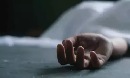 పొన్నెకల్లు వద్ద రోడ్డు ప్రమాదం.. యువకుడు మృతి