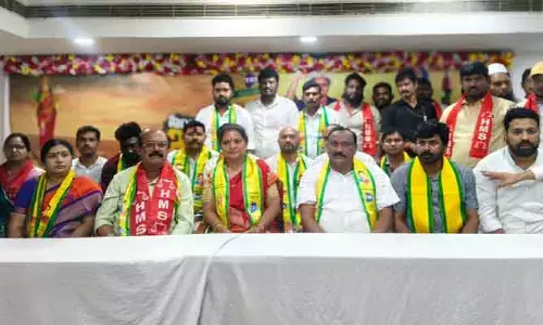 నా కంఠంలో ప్రాణం ఉన్నంతవరకు బీఆర్ఎస్ తో కలవను