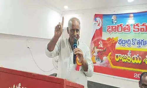 భవిష్యత్ లో ఒకే తాటిపైకి కమ్యూనిస్టు పార్టీలు