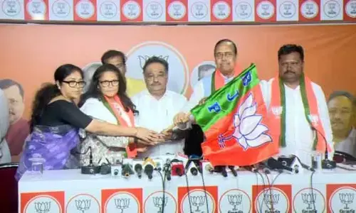 పశ్చిమ బెంగాల్ రాజకీయాల్లో కీలక పరిణామం.. బీజేపీలో చేరిన ముగ్గురు టీఎంసీ (TMC) మాజీ ఎంపీలు!