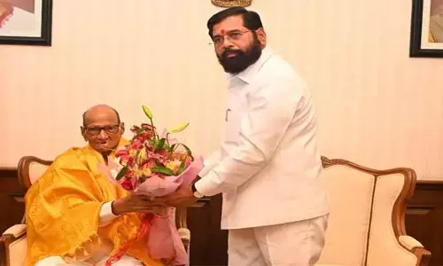మహారాష్ట్ర రాజకీయాల్లో కీలక మలుపు.. ఏక్‌నాథ్ షిండేతో శరద్ పవార్ భేటీ..