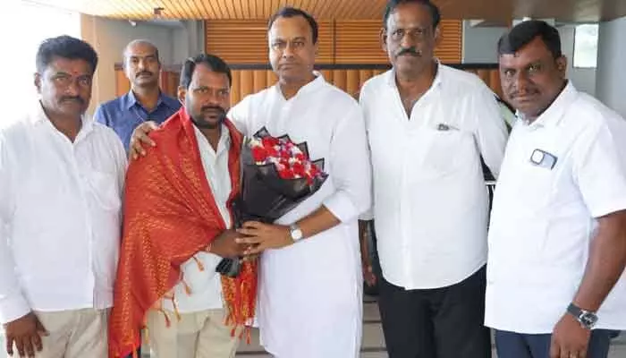 రానున్న ఎన్నికల్లో కాంగ్రెస్ పార్టీ జెండాను ఎగరేయాలి: మునుగోడు ఎమ్మెల్యే రానున్న ఎన్నికల్లో కాంగ్రెస్ పార్టీ జెండాను ఎగరేయాలి: మునుగోడు ఎమ్మెల్యే