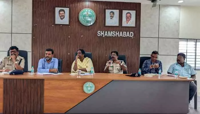 వర్షాలపై అప్రమత్తంగా ఉండాలి వర్షాలపై అప్రమత్తంగా ఉండాలి