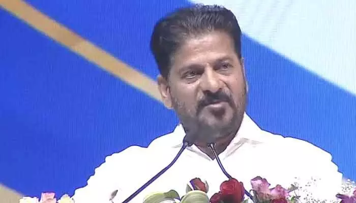 ఉద్యోగాలు కావాలంటే క్రీడల్లో రాణించండి : రాష్ట్ర యువతకు సీఎం రేవంత్ పిలుపు ఉద్యోగాలు కావాలంటే క్రీడల్లో రాణించండి : రాష్ట్ర యువతకు సీఎం రేవంత్ పిలుపు