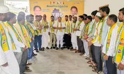 బోథ్ రాజకీయాల్లో కొత్త సమీకరణాలు.. మళ్లీ బలపడుతున్న మాజీ ఎమ్మెల్యే రాథోడ్ బాపూరావు