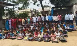 విద్యార్థుల చదువుకు చేయూత విద్యార్థుల చదువుకు చేయూత