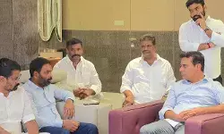 శంభీపూర్ రాజు నివాసానికి కేటీఆర్