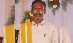 పొలానికి నీరు పెడుతుండగా విద్యుదాఘాతంతో రైతు మృతి పొలానికి నీరు పెడుతుండగా విద్యుదాఘాతంతో రైతు మృతి