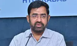 ఫిర్యాదుల పరిష్కారంలో నిర్లక్ష్యం.. 11 మంది మేనేజర్లకు చార్జ్ మెమోలు ఫిర్యాదుల పరిష్కారంలో నిర్లక్ష్యం.. 11 మంది మేనేజర్లకు చార్జ్ మెమోలు