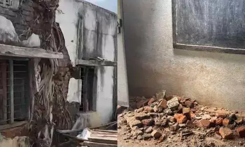 విద్యార్థులు ఉండగానే కూలిన స్కూల్ పై కప్పు
