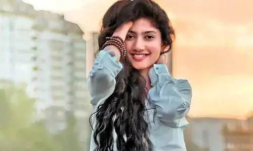అలాంటి పాత్రలు చేసి డబ్బు సంపాదించాల్సిన అవసరం నాకు లేదు.. స్టార్ హీరోయిన్ షాకింగ్ కామెంట్స్
