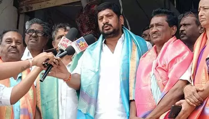 దేవరకొండ చేనేత సహకార సంఘం ఏకగ్రీవంగా ఎన్నిక.. దేవరకొండ చేనేత సహకార సంఘం ఏకగ్రీవంగా ఎన్నిక..