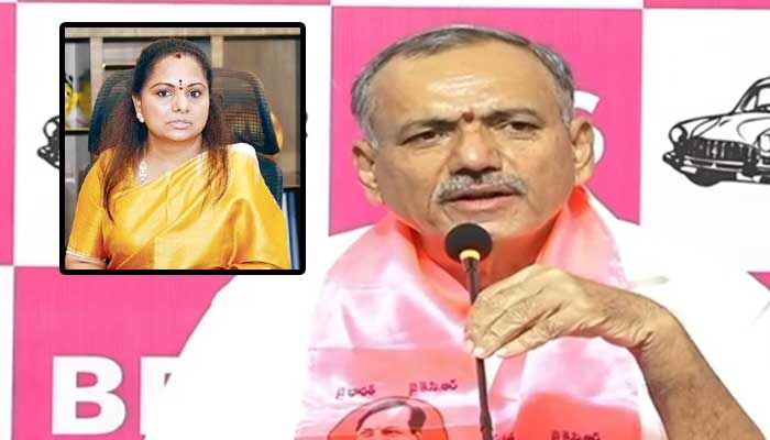 ఆమెకు టీవీల్లో కనిపించాలనే పిచ్చి.. కవితపై మాజీ ఎమ్మెల్యే గండ్ర ఫైర్