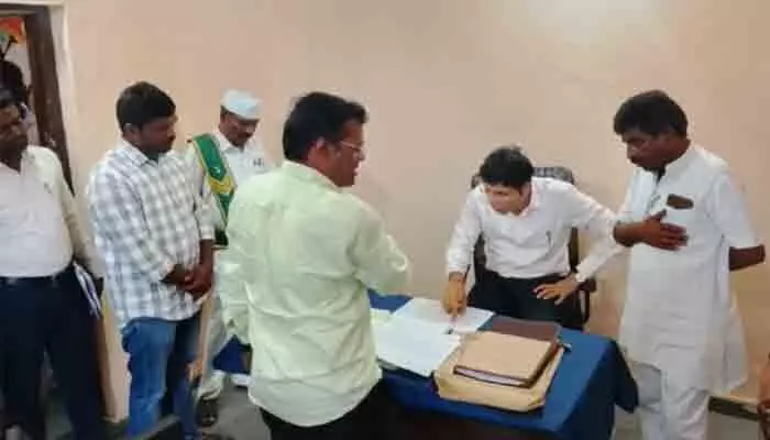 ఎస్ఐఆర్ కార్యక్రమంలో ప్రజాప్రతినిధులు భాగస్వాములు కావాలి ఎస్ఐఆర్ కార్యక్రమంలో ప్రజాప్రతినిధులు భాగస్వాములు కావాలి