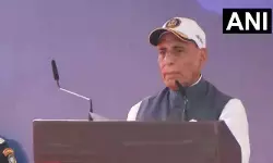 ఆంధ్రప్రదేశ్కు రక్షణ శాఖ మంత్రి రాజ్నాథ్ సింగ్ ప్రశంసలు ఆంధ్రప్రదేశ్కు రక్షణ శాఖ మంత్రి రాజ్నాథ్ సింగ్ ప్రశంసలు
