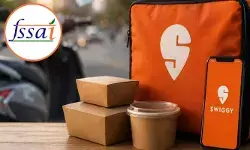 స్విగ్గీ ‘టొయింగ్’ (Toing) ప్లాట్ఫారమ్కు ఎఫ్ఎస్ఎస్ఏఐ నోటీసులు.. లైసెన్స్ వివాదం సద్దుమణిగిందన్న సంస్థ! స్విగ్గీ ‘టొయింగ్’ (Toing) ప్లాట్ఫారమ్కు ఎఫ్ఎస్ఎస్ఏఐ నోటీసులు.. లైసెన్స్ వివాదం సద్దుమణిగిందన్న సంస్థ!