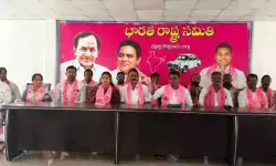 డబ్బు సంచులతో దొరికిన దొంగవు నీవు డబ్బు సంచులతో దొరికిన దొంగవు నీవు