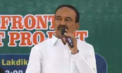 రాజకీయాలు కాదు నాకు ప్రజలే ముఖ్యం.. ఎంపీ ఈటల మరో ఆసక్తికర వ్యాఖ్యలు రాజకీయాలు కాదు నాకు ప్రజలే ముఖ్యం.. ఎంపీ ఈటల మరో ఆసక్తికర వ్యాఖ్యలు