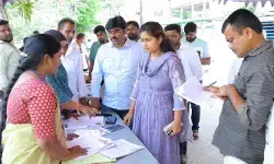 ఎస్ఐఆర్ ప్రక్రియలో నిర్లక్ష్యం సహించేది లేదు:జిల్లా కలెక్టర్ ఎస్ఐఆర్ ప్రక్రియలో నిర్లక్ష్యం సహించేది లేదు:జిల్లా కలెక్టర్