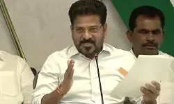 పారుతున్న నీళ్లను ఎత్తిపోస్తే బ్యారేజీలు ఎందుకు?.. కాళేశ్వరంపై BRSకు సీఎం కౌంటర్