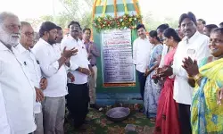 పల్లె ప్రగతి బాట.. పేదలకు అండ! పల్లె ప్రగతి బాట.. పేదలకు అండ!